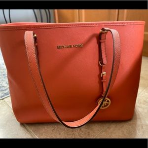 AUTHENTIC MICHAEL KORS PURSE